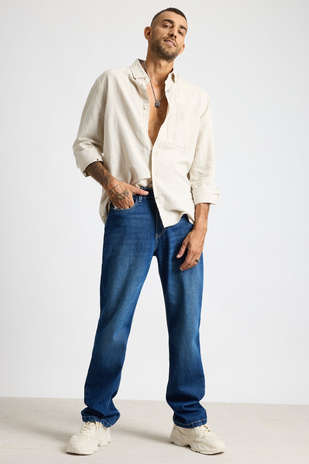 02April_0630-Edit.jpg Electric Blue Bold Tone Modern Straight-Fit Denim Jeans - Image 1