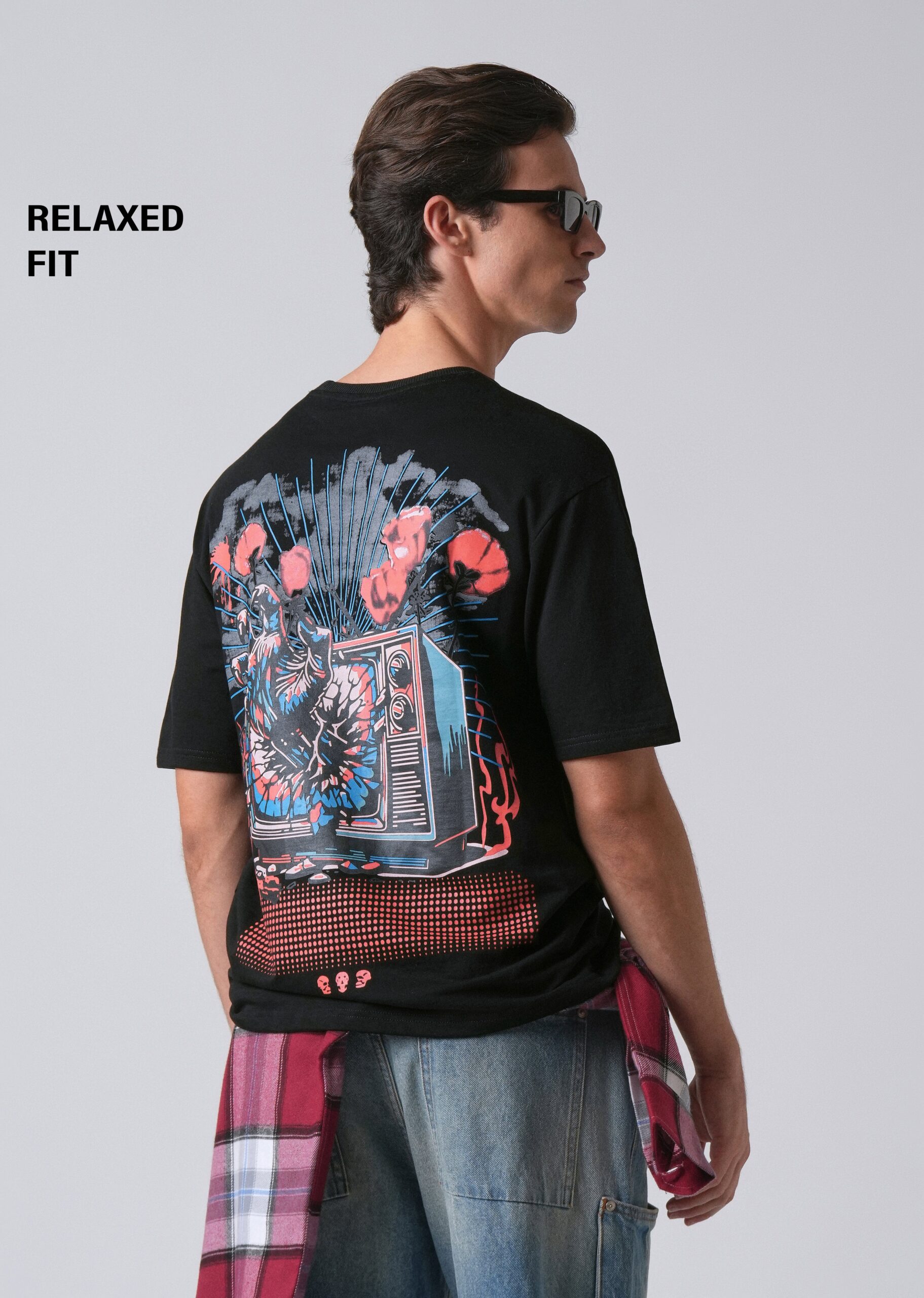 Black_Back_Print_Relaxed_Fit_T-_shirt-scaled-1.jpg Black Back Print Relaxed Fit Cotton T Shirt - Image 1