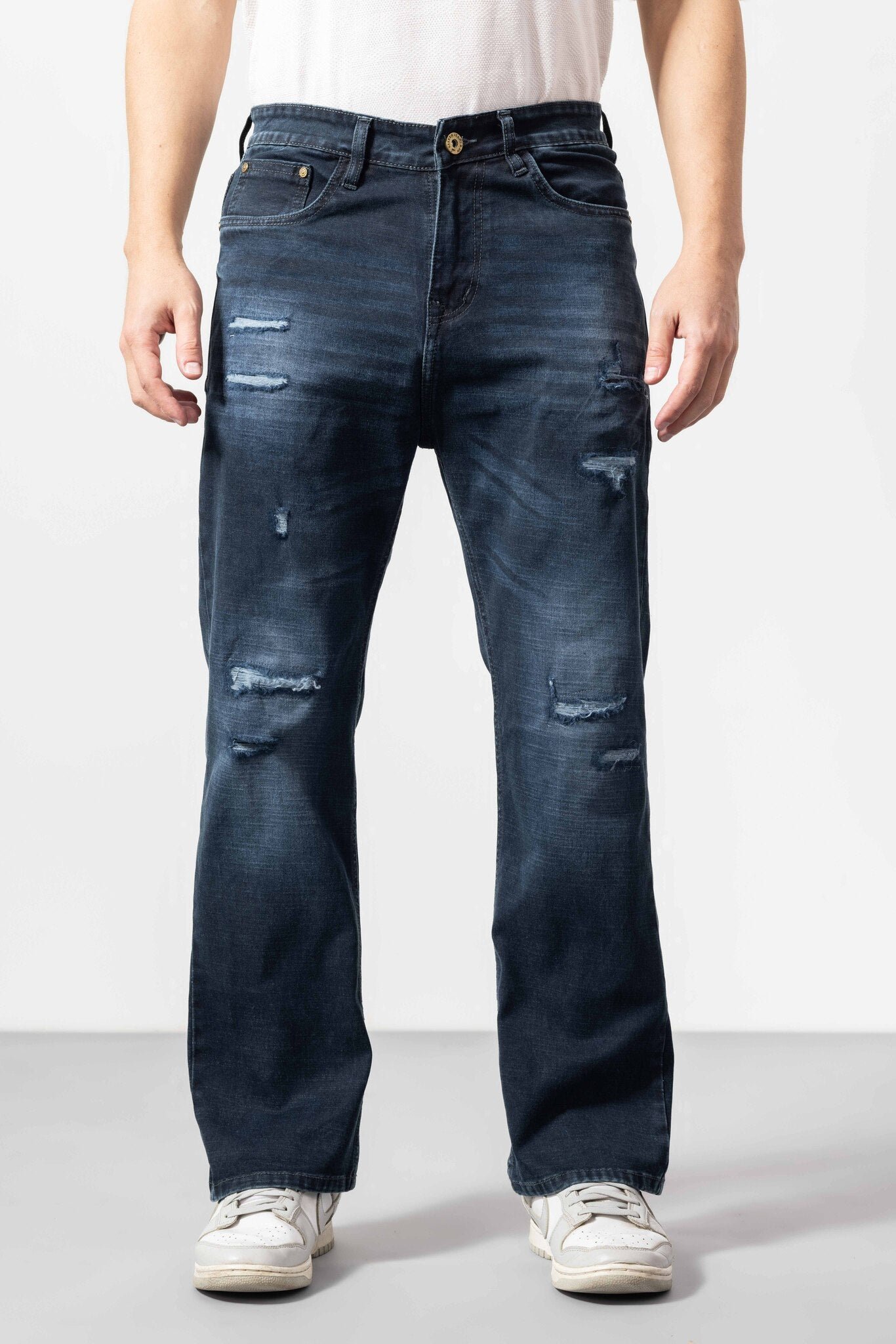 GSFTDNMJAN026-BLURF.jpg Blue Classic Straight-Fit Denim Jeans for Men - Image 1